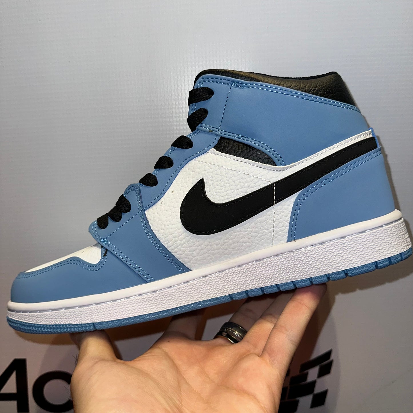 Nike Air Jordan 1 Retro