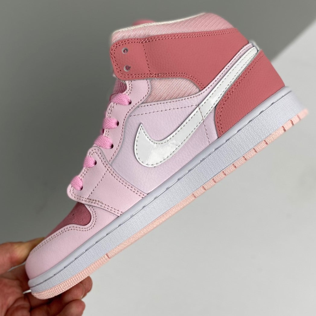 Nike Air Jordan 1 Mid WMNS