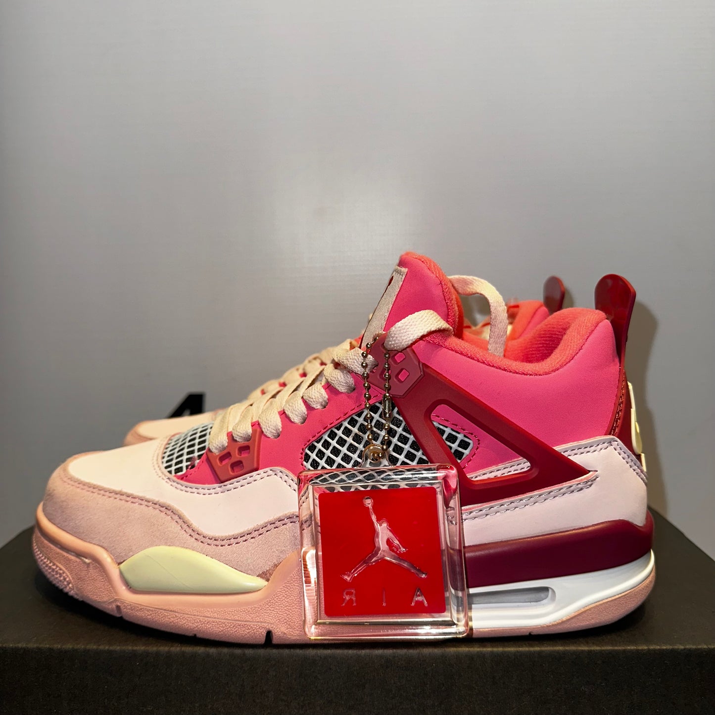 Air Jordan 4 Retro