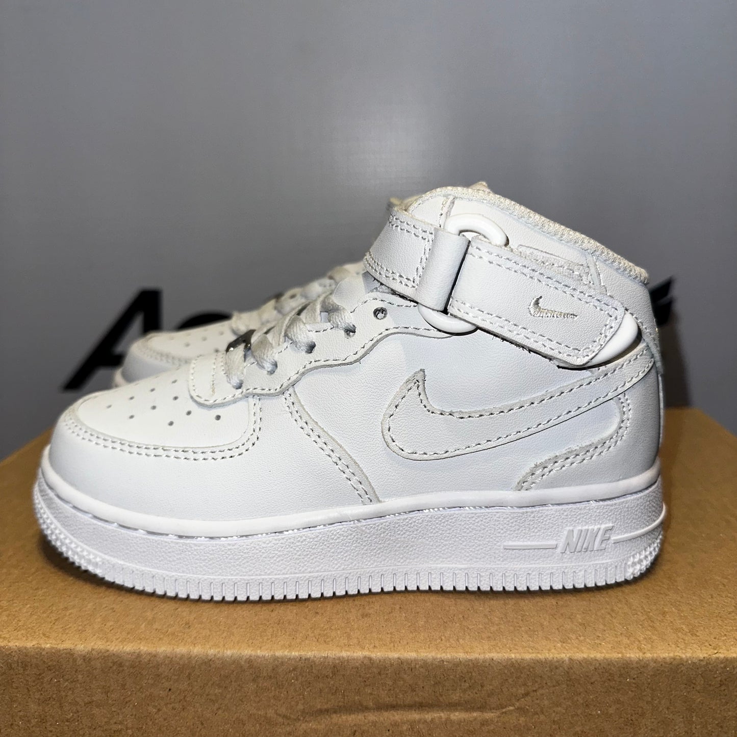 Nike Air Force 1 Low Classic White High