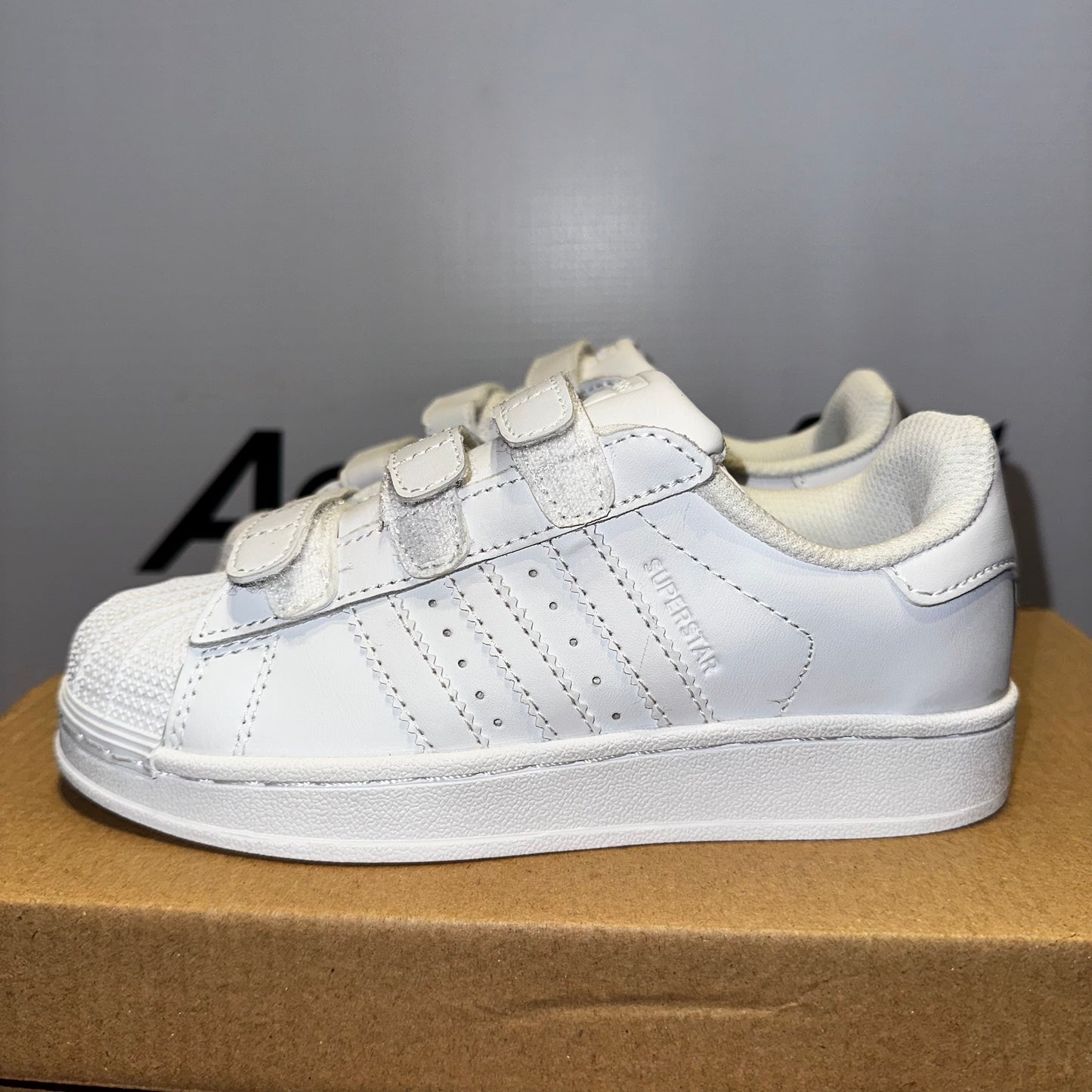 Adidas Superstar