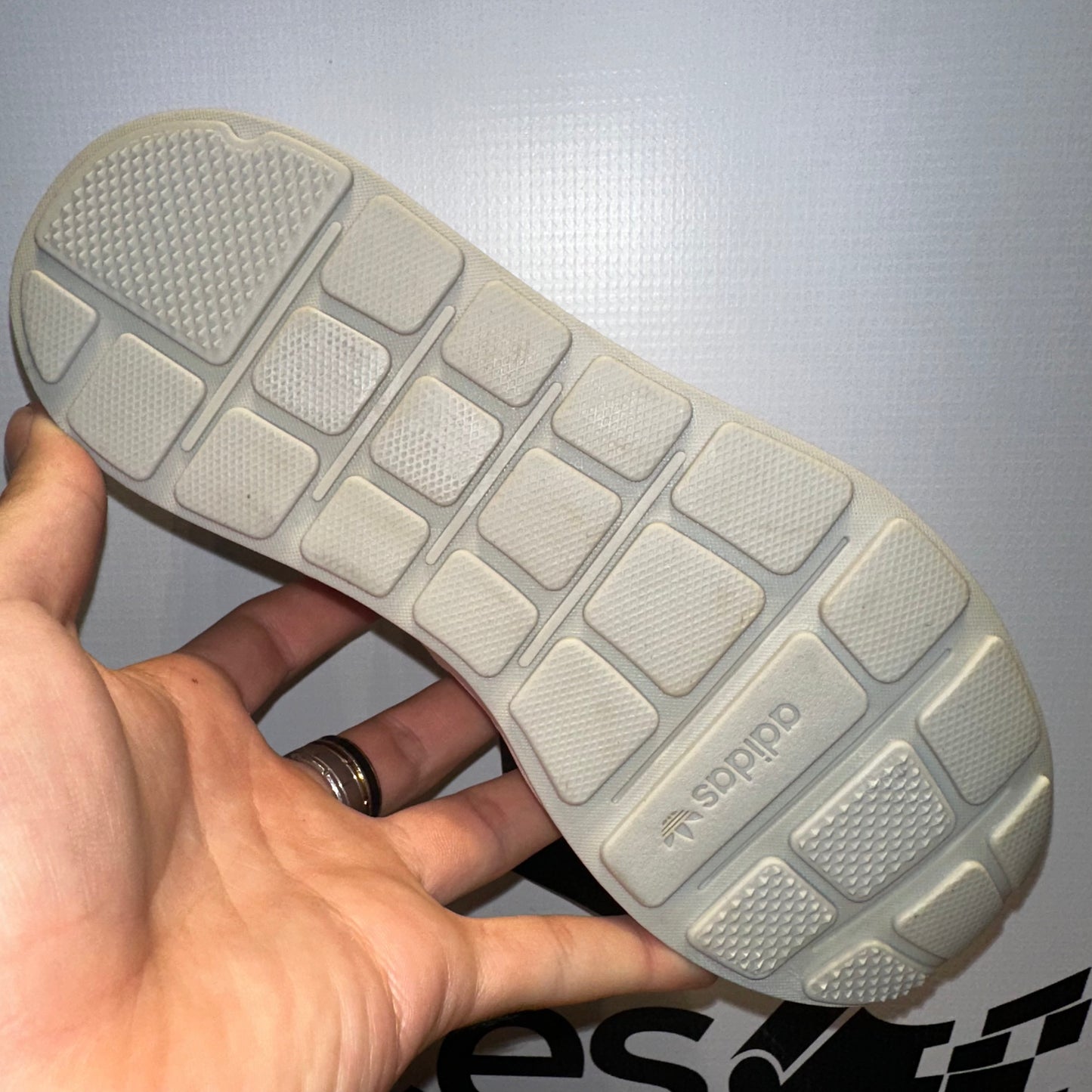 Adidas Swift Run X