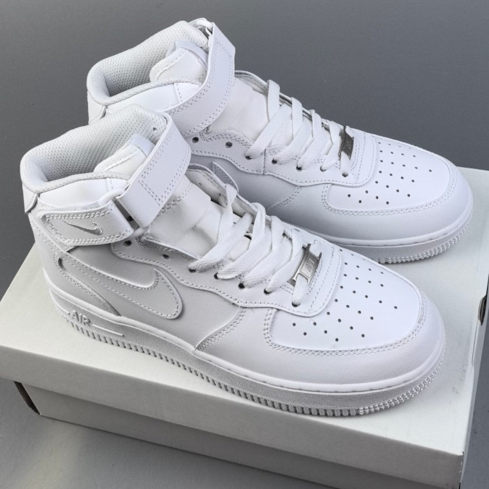 Nike Air Force 1 Low Classic White Mid