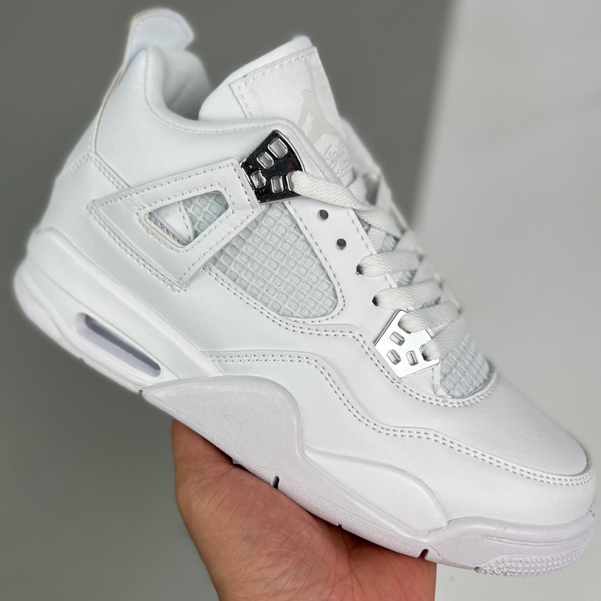 Air Jordan 4 Retro