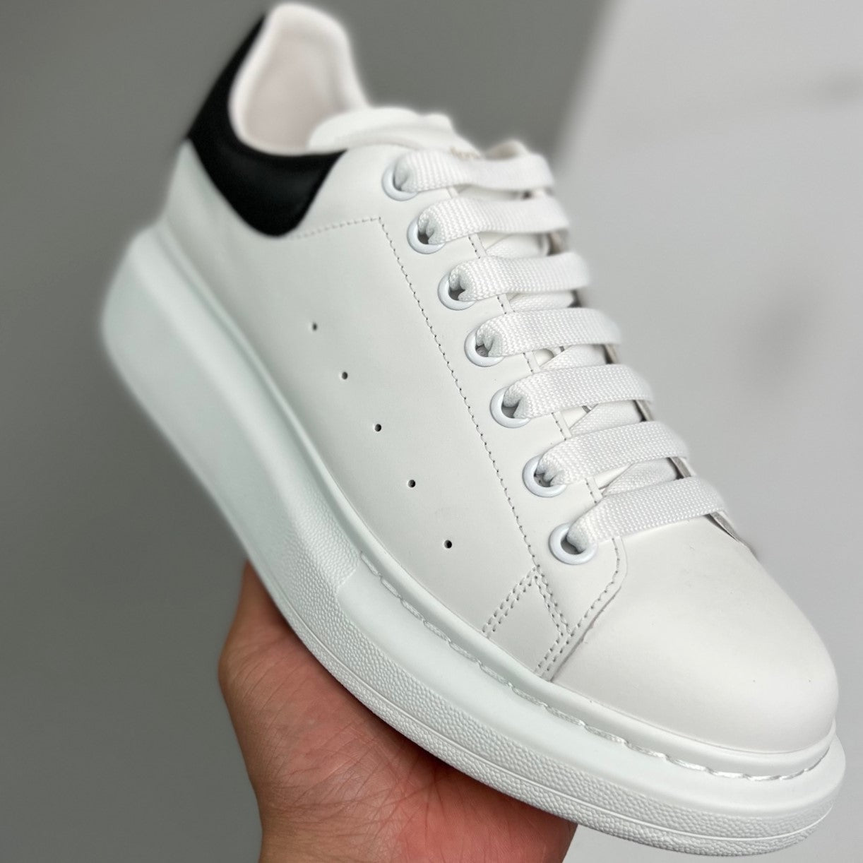 Alexander McQueen G5