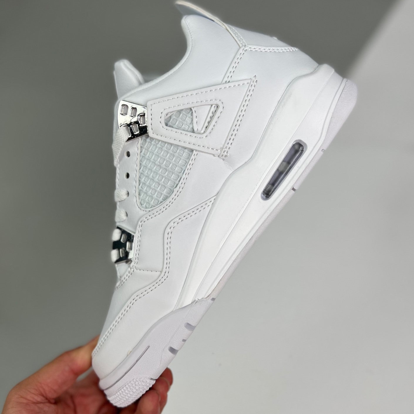 Air Jordan 4 Retro