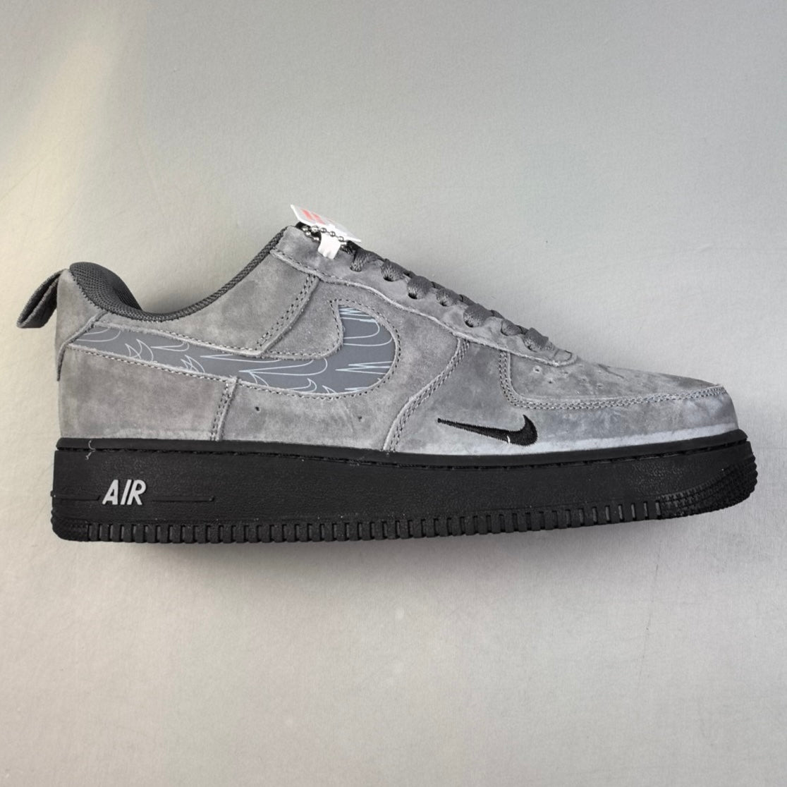 Nike Air Force 1 Low ‘07 LV8 Swoosh Reflectante