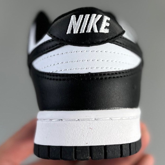 Nike Dunk Low Panda