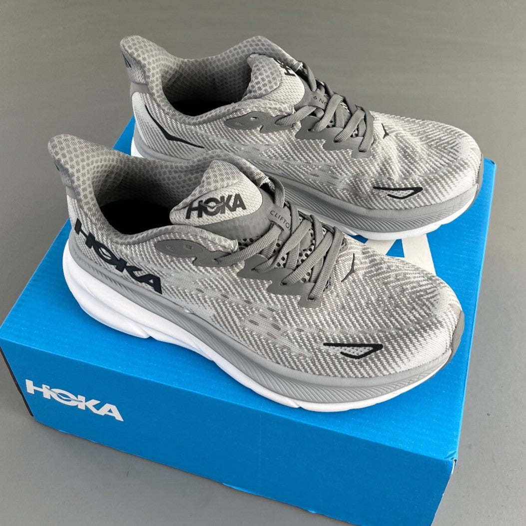 Hoka Clifton 9