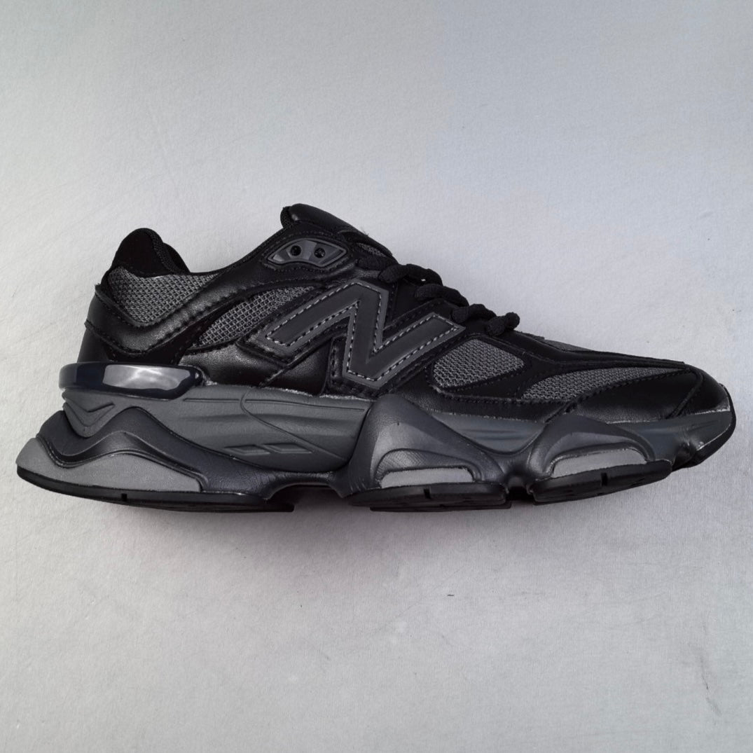 New Blance 9060 Triple Black