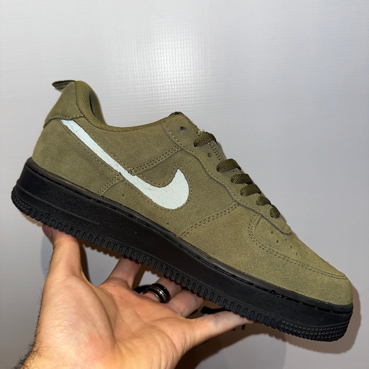 Nike Air Force 1 Low ‘07 LV8 Swoosh Reflectante