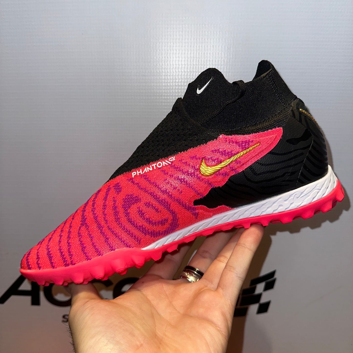 Nike Gripknit Phantom GX Elite