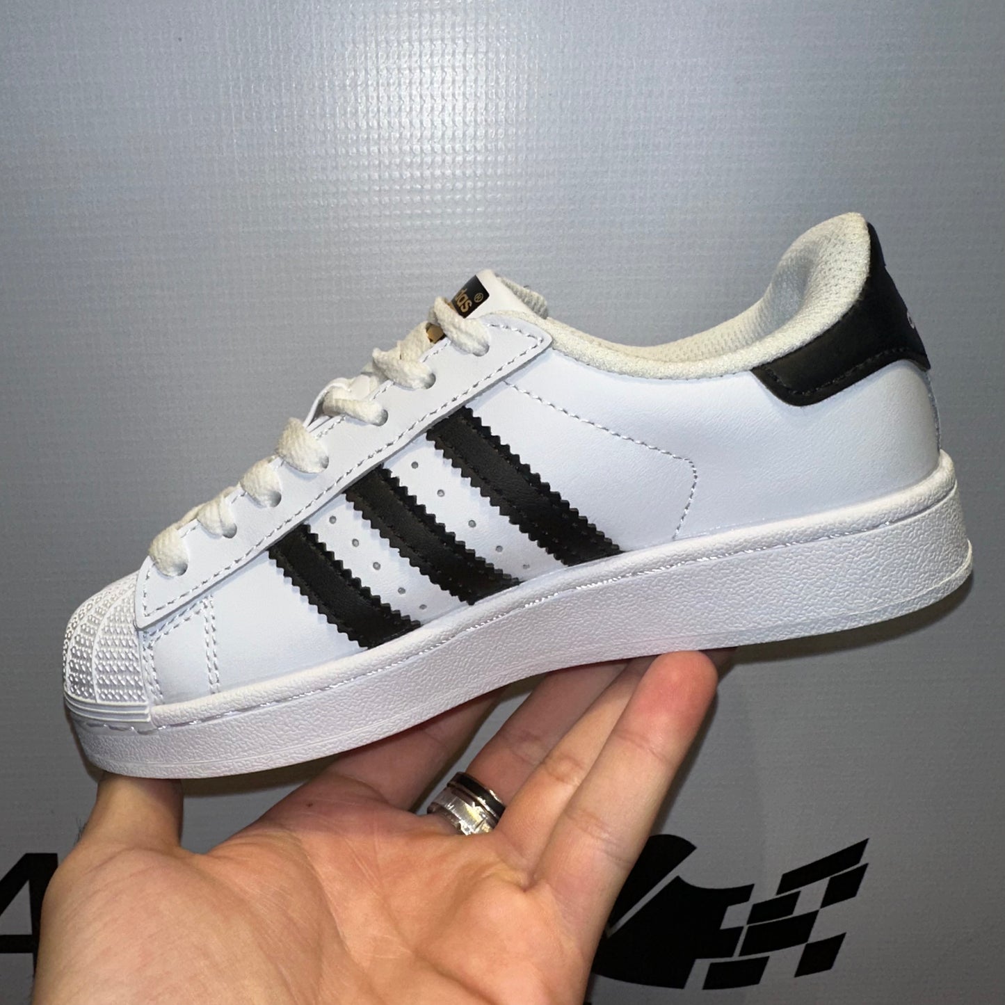 Adidas Superstar