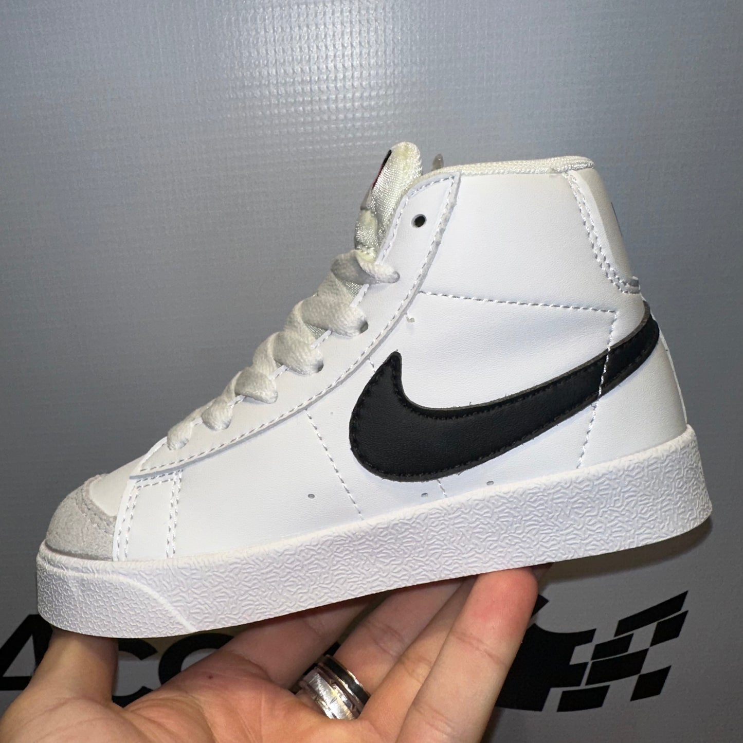 Nike Blazer Mid 77