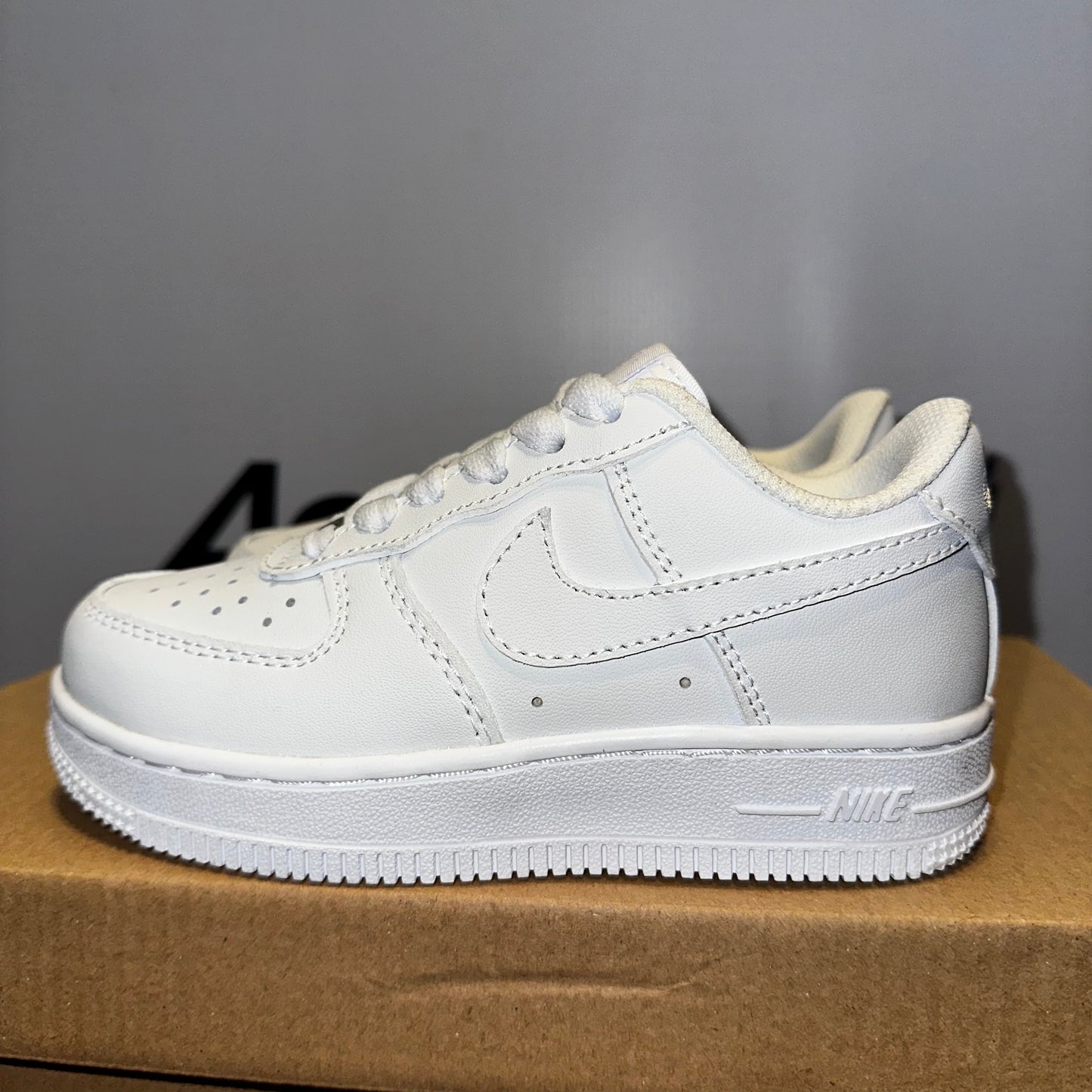 Nike Air Force 1 Low Classic White