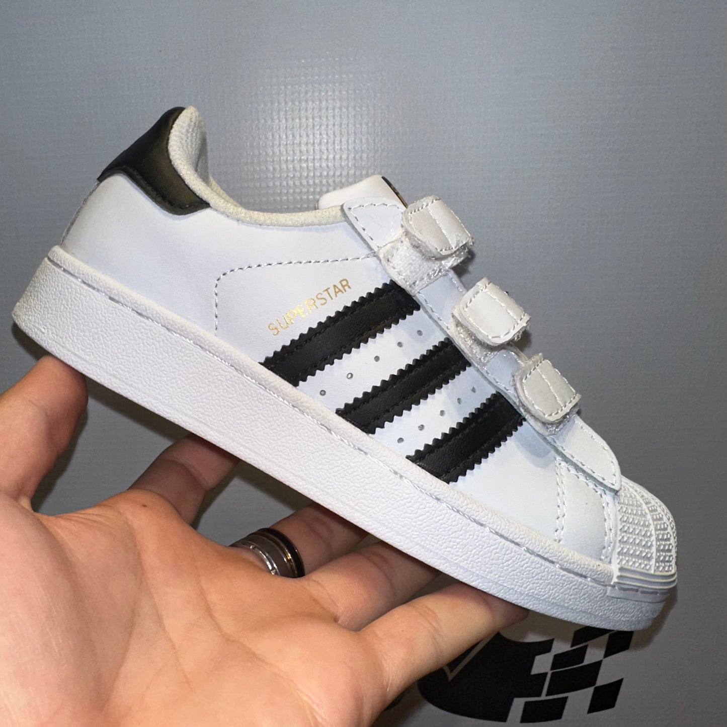 Adidas Superstar