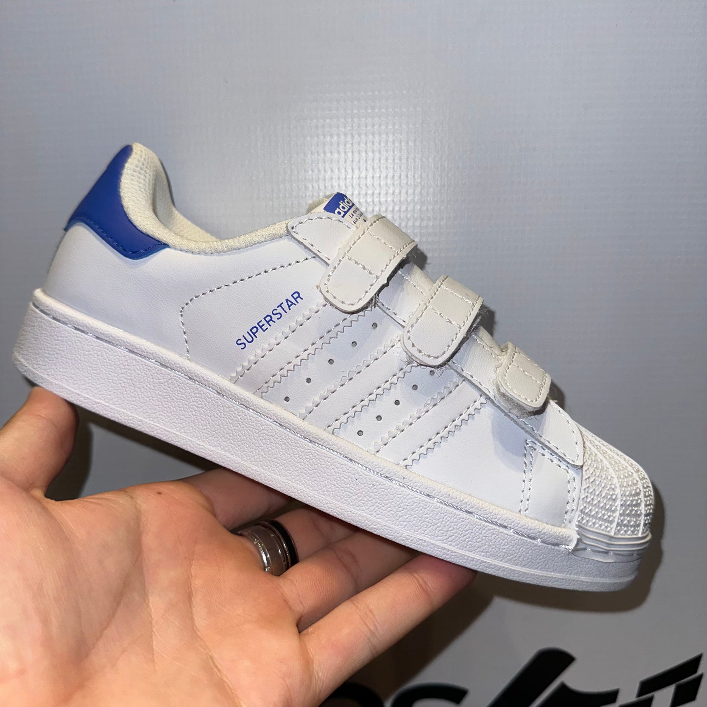 Adidas Superstar