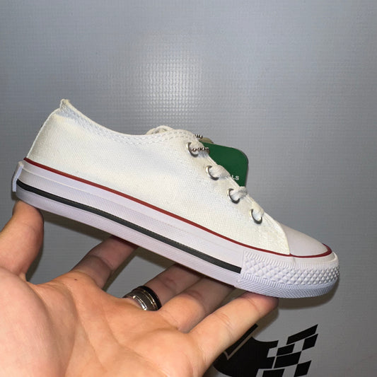 Converse Low