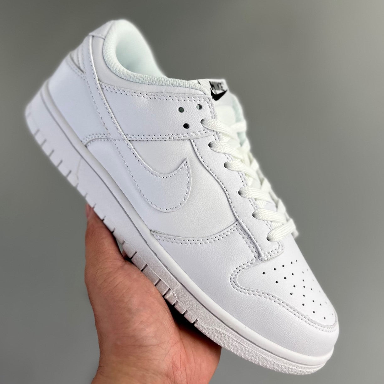 Nike Dunk Low Classic White