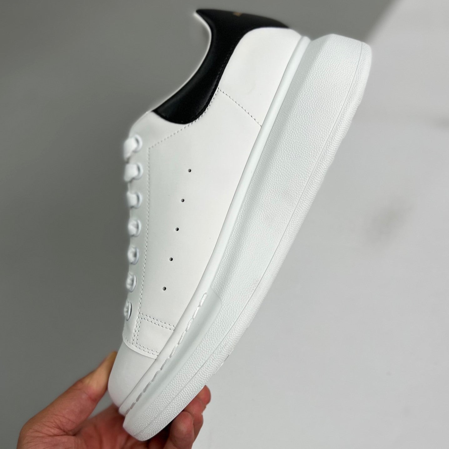 Alexander McQueen G5