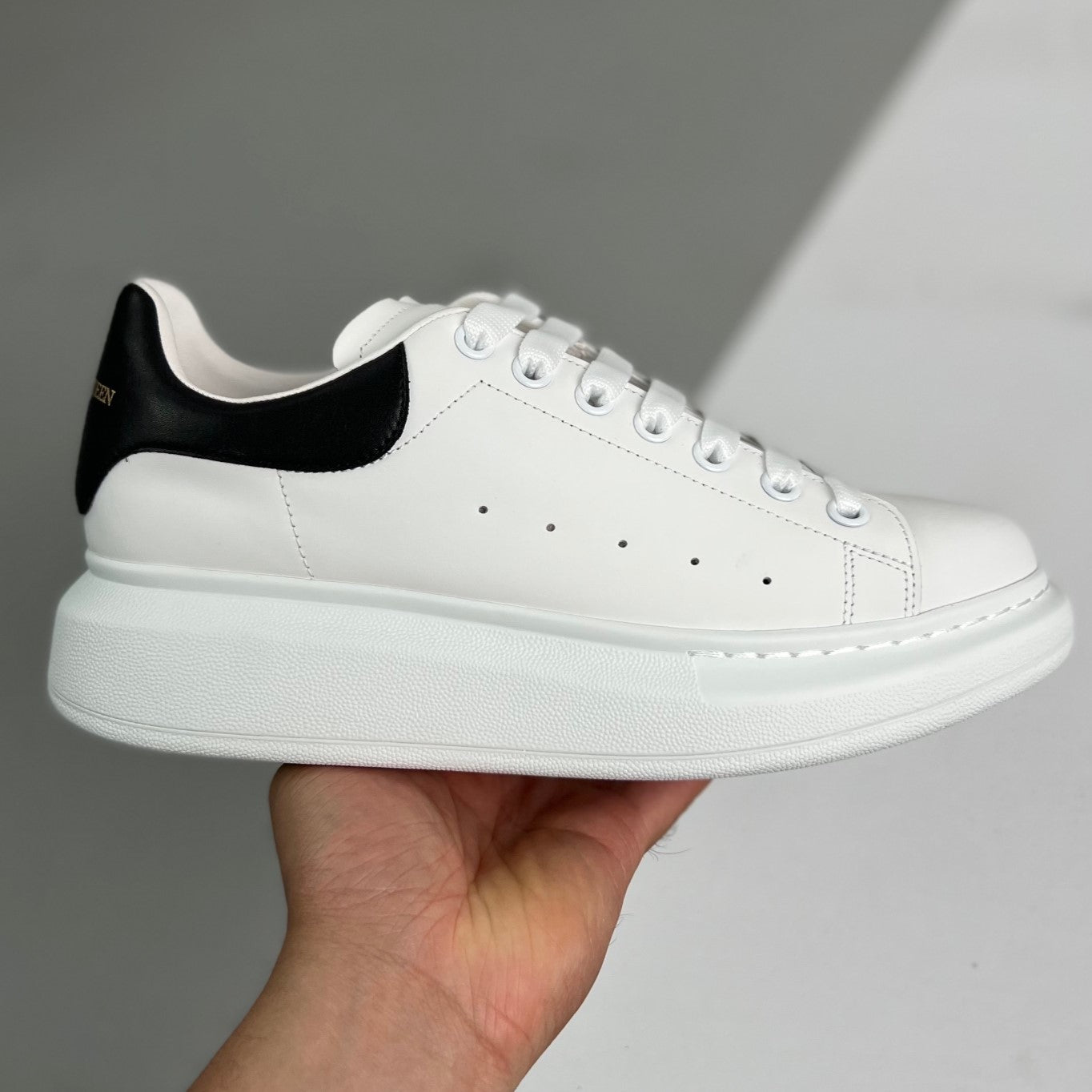 Alexander McQueen G5