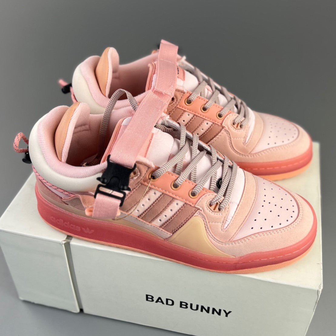 Adidas BAD BUNNY FORUM