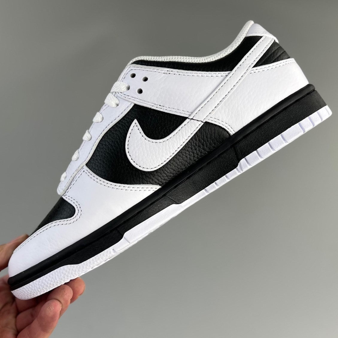 Nike Dunk Low Reverse Panda