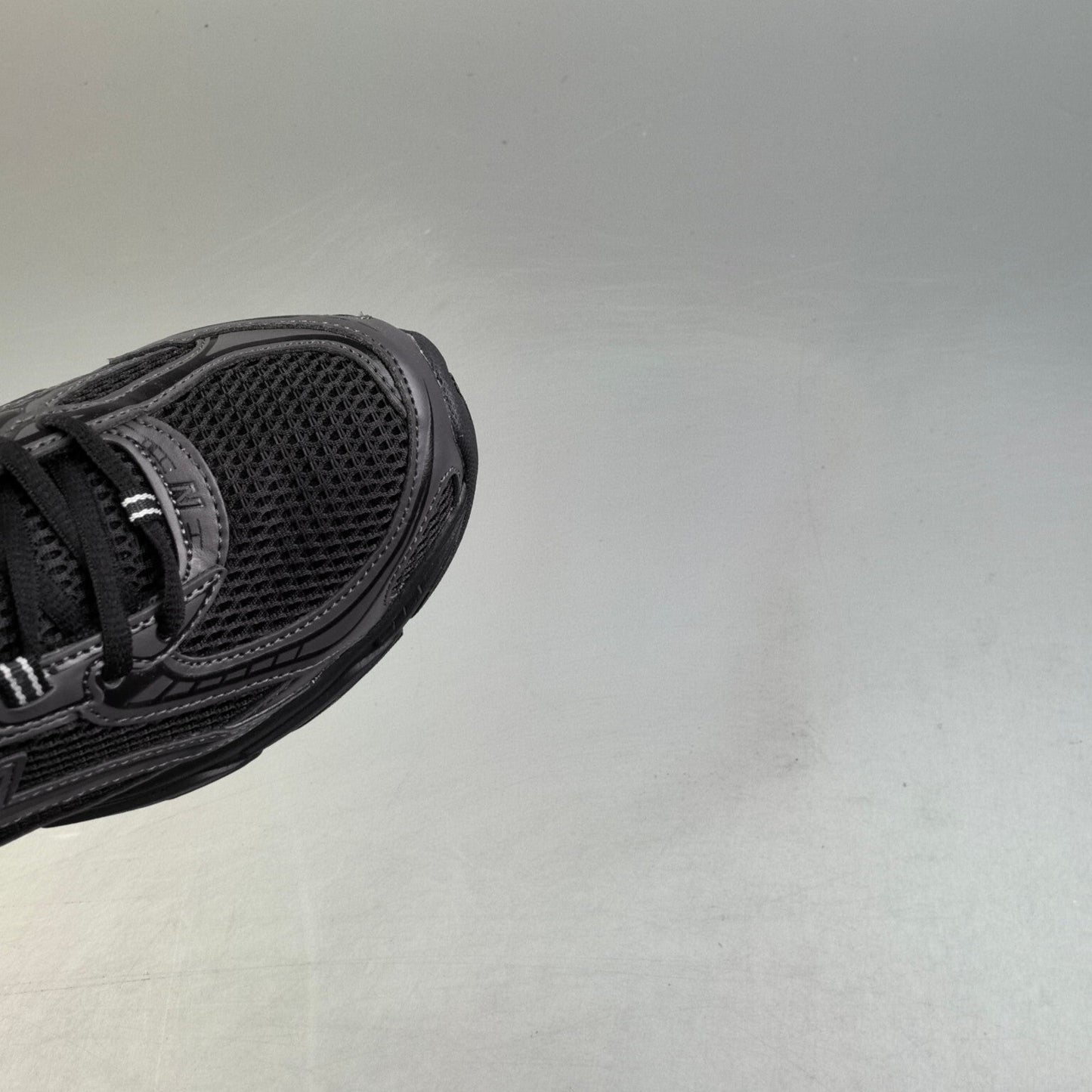 New Balance 740 | 5000002